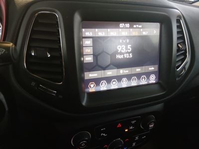 2021 Jeep Compass - Photo 17
