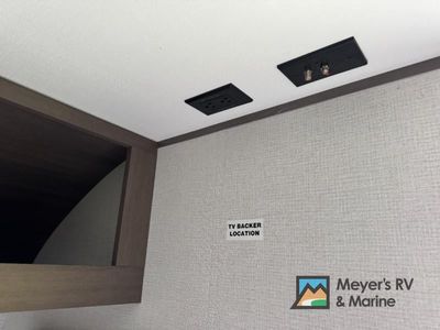 2026 Grand Design Transcend One - Photo 13