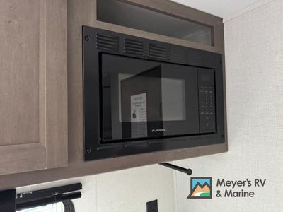 2026 Grand Design Transcend One - Photo 12