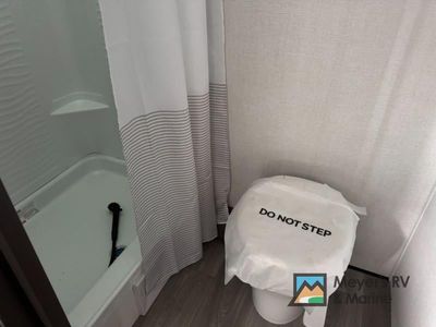 2026 Grand Design Transcend One - Photo 17