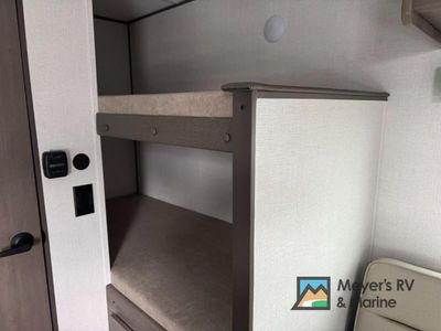 2026 Grand Design Transcend One - Photo 15