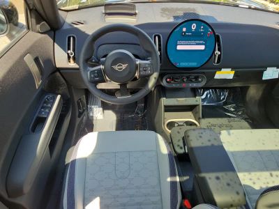 2026 MINI Countryman — photo 15 view