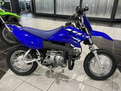 2026 Yamaha TT-R50E — front three-quarter view