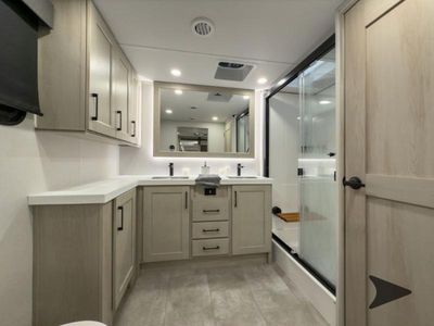 2026 Grand Design Solitude - Photo 7