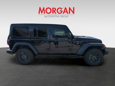2025 Jeep Wrangler - Photo 8