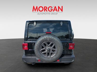 2025 Jeep Wrangler - Photo 7