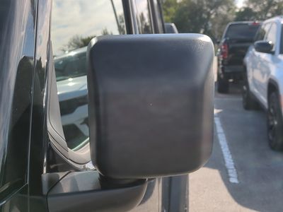 2025 Jeep Wrangler - Photo 12
