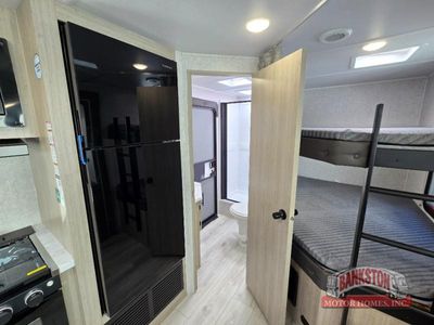 2026 Della Terra 275BH - Photo 25