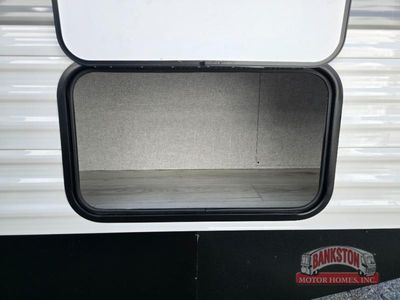 2026 Della Terra 275BH - Photo 10