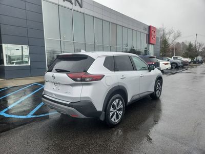 2021 Nissan Rogue SV - Photo 5