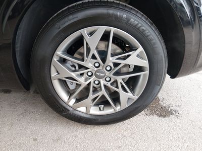2025 Genesis GV70 - Photo 13