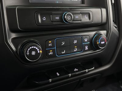 2019 Chevrolet Silverado 1500 LD — photo 13 view