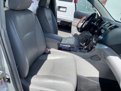 2012 Toyota Highlander - Photo 11