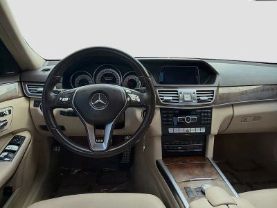 2015 Mercedes-Benz E-Class — photo 16 view