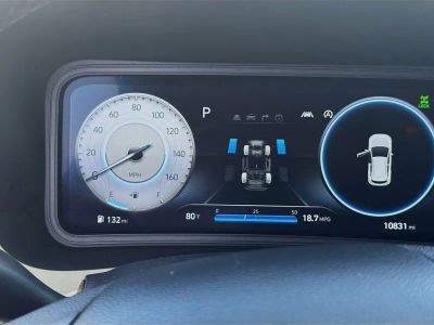 2023 Hyundai Kona — photo 9 view