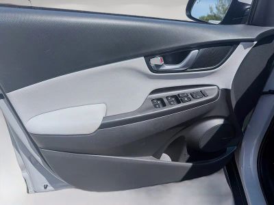 2023 Hyundai Kona — photo 19 view