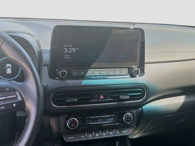2023 Hyundai Kona — photo 10 view