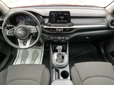 2021 Kia Forte - Photo 12
