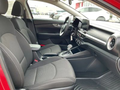 2021 Kia Forte - Photo 15