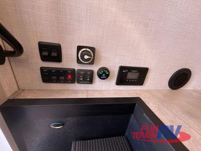 2026 Thor Motor Coach Quantum - Photo 64
