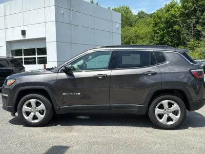 2019 Jeep Compass — interior view