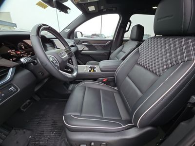 2024 GMC Acadia - Photo 9