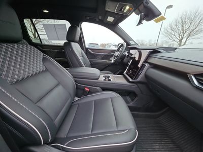2024 GMC Acadia - Photo 10