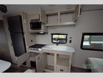 2026 Coachmen RV Catalina Summit Series 8 - Photo 15