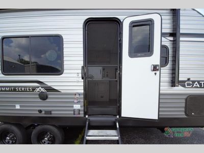 2026 Coachmen RV Catalina Summit Series 8 - Photo 9