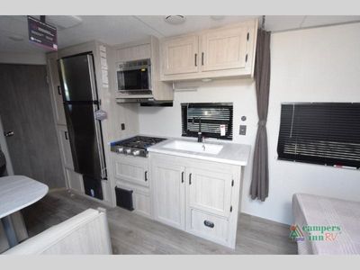 2026 Coachmen RV Catalina Summit Series 8 - Photo 14
