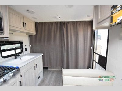 2026 Coachmen RV Catalina Summit Series 8 - Photo 30