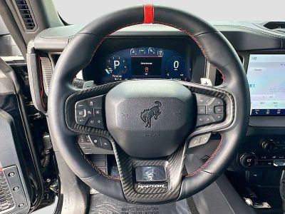 2024 Ford Bronco — photo 10 view