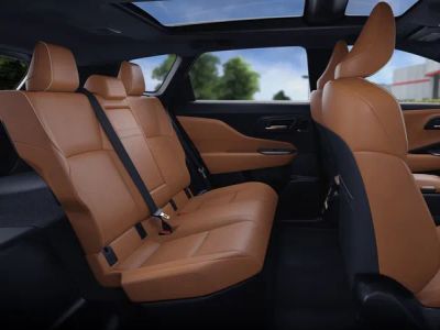 2026 Toyota Crown Signia - Photo 21