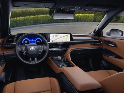2026 Toyota Crown Signia - Photo 19