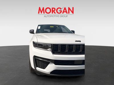 2026 Jeep Grand Cherokee — photo 9 view