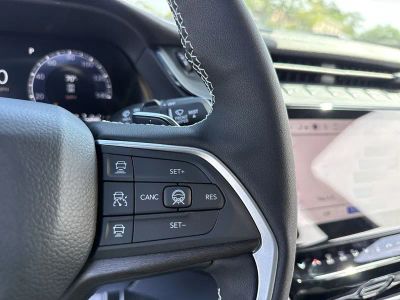 2026 Jeep Grand Cherokee — photo 14 view