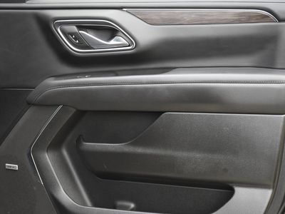 2024 Chevrolet Suburban - Photo 31