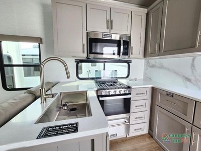 2026 Alliance RV Avenue — photo 23 view