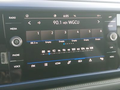 2024 Volkswagen Taos - Photo 17