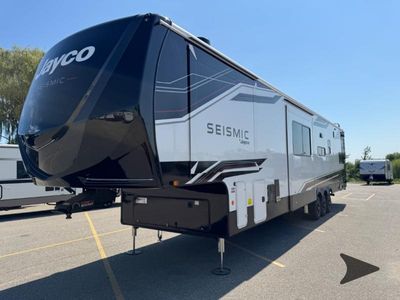2026 Jayco Seismic - Photo 2