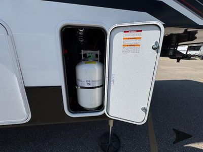 2026 Jayco Seismic - Photo 14
