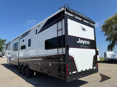 2026 Jayco Seismic - Photo 5