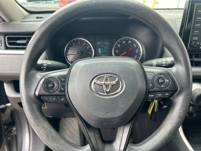 2021 Toyota RAV4 - Photo 17