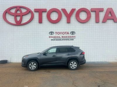 2021 Toyota RAV4 - Photo 4