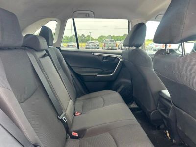 2021 Toyota RAV4 - Photo 25