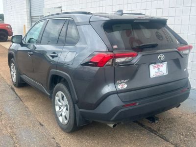 2021 Toyota RAV4 - Photo 5