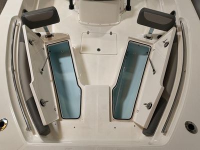 2024 Sea Born LX24 Center Console LE - Photo 8