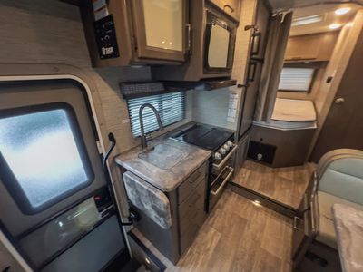 2023 Thor Motor Coach CHATEAU - Photo 10