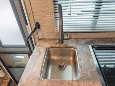 2023 Thor Motor Coach CHATEAU - Photo 11