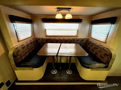 2019 Winnebago Minnie — photo 10 view
